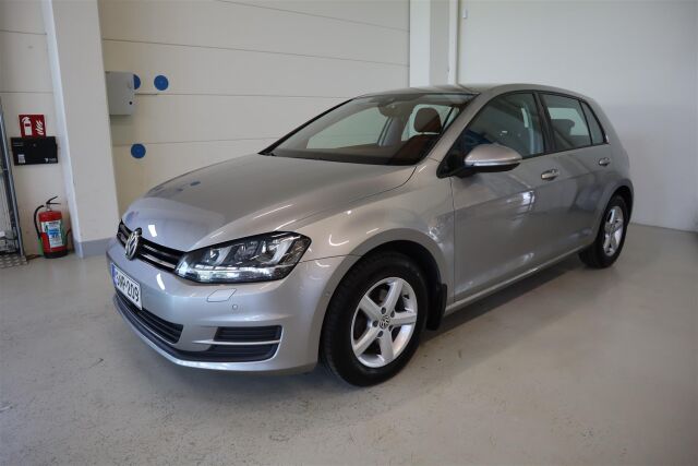 VOLKSWAGEN Golf 2016 Comfortline 1,2 TSI 81 kW (110 hv)