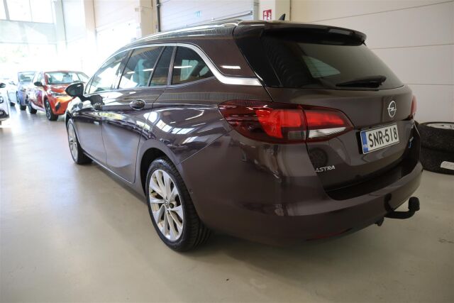 OPEL Astra 2016 Sports Tourer Innovation 1,4 Turbo ecoFLEX Start/Stop 110kW MT6