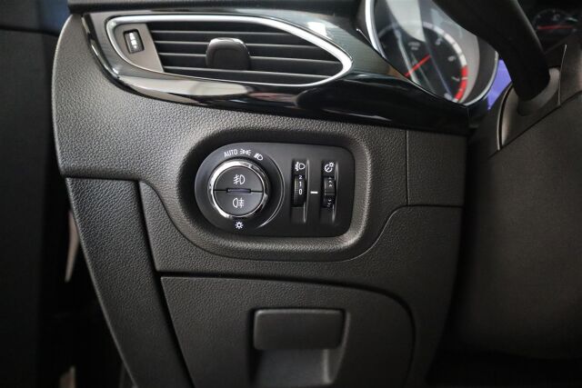 OPEL Astra 2016 Sports Tourer Innovation 1,4 Turbo ecoFLEX Start/Stop 110kW MT6