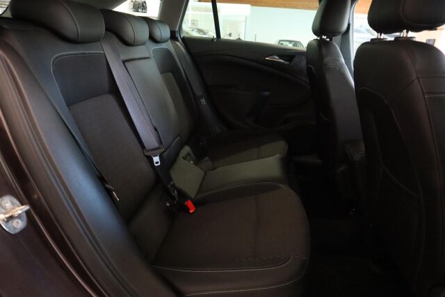 OPEL Astra 2016 Sports Tourer Innovation 1,4 Turbo ecoFLEX Start/Stop 110kW MT6