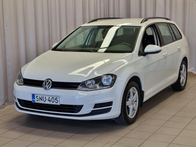 VOLKSWAGEN Golf 2016 Variant Luxline 1,2 TSI 63 kW (85 hv) / Lohkolämmitin / Vetokoukku