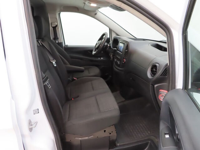 MERCEDES-BENZ Vito 2016 114CDI 4x4-3,05/32K keskipitkä A2 A SIS. ALV