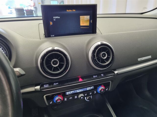 AUDI A3 2016 Sportback First Edition Business Sport 1,4 TFSI COD 110 kW ultra S tronic/ ACC / P-Tutka /M.Lämmiti
