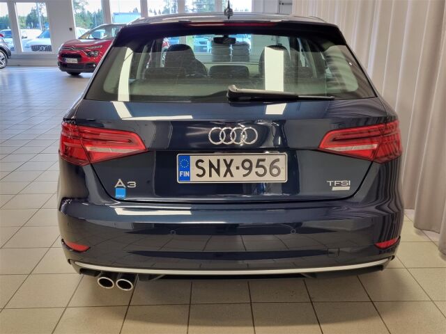 AUDI A3 2016 Sportback First Edition Business Sport 1,4 TFSI COD 110 kW ultra S tronic/ ACC / P-Tutka /M.Lämmiti