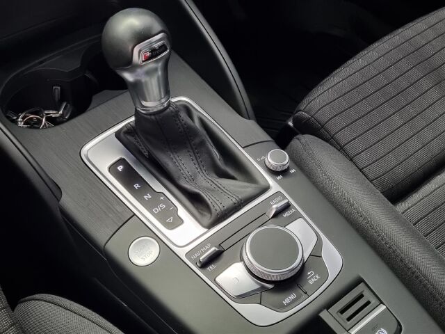 AUDI A3 2016 Sportback First Edition Business Sport 1,4 TFSI COD 110 kW ultra S tronic/ ACC / P-Tutka /M.Lämmiti