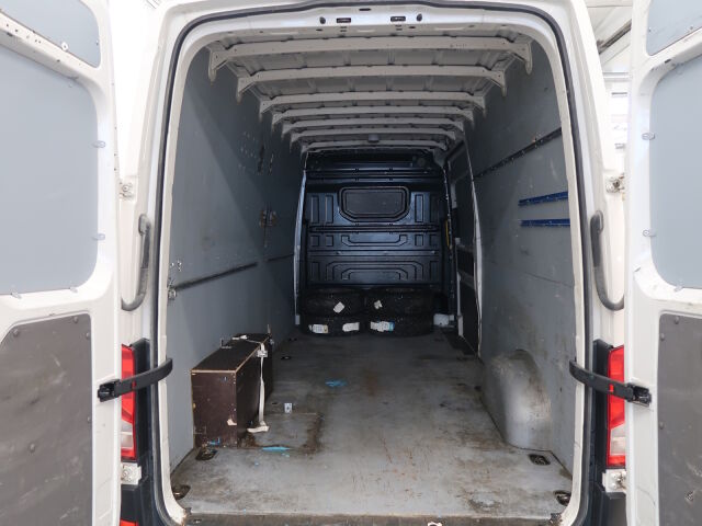 Volkswagen Crafter 2018 2,0 TDI 103 kW 8at, 4490 Sis:Alv. Jakopää tehty 6.6.2025