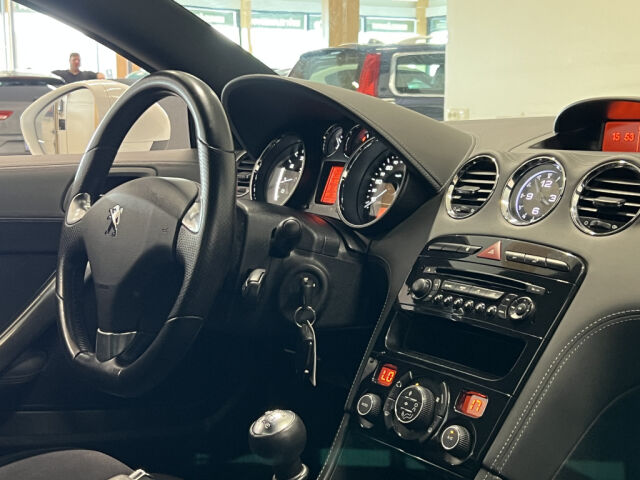 PEUGEOT RCZ 2012 Coupé 1,6 Turbo 156Hv *20" Vanteet *Nahkaverhoiltu kojelauta *Näyttävä