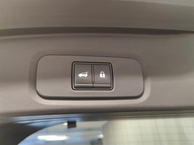 NISSAN Qashqai 2022 MHEV 158 Xtronic 2WD Tekna  * ACC / Navi / P-kamera / Lämmitettävät Ratti ja Tuulilasi *