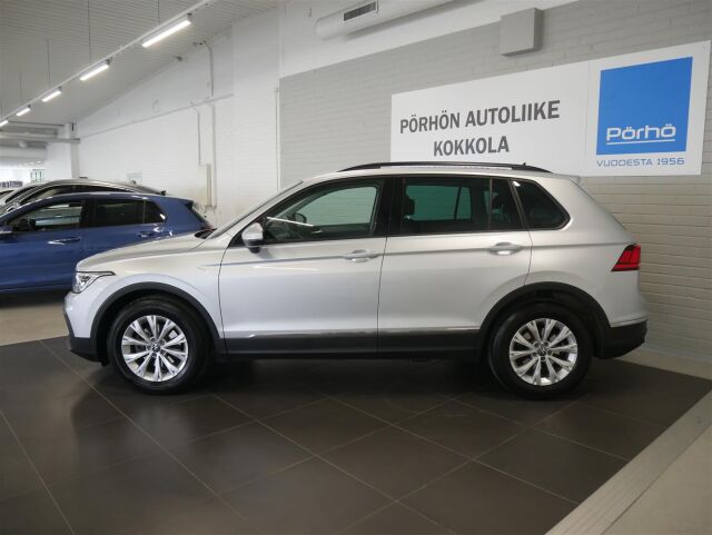 VOLKSWAGEN Tiguan 2023 Comfort 1,5 TSI 110 kW DSG-automaatti
