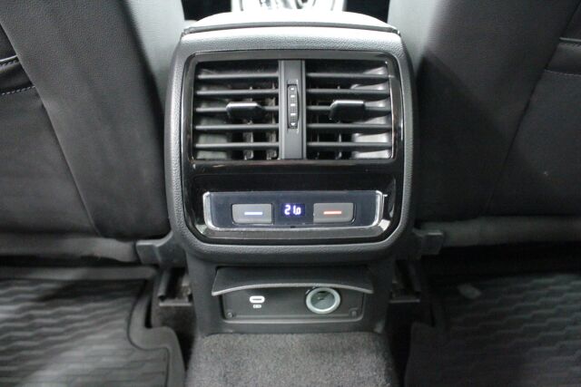 VOLKSWAGEN Passat 2020 Variant GTE Plug-In Hybrid 160 kW DSG-automaatti