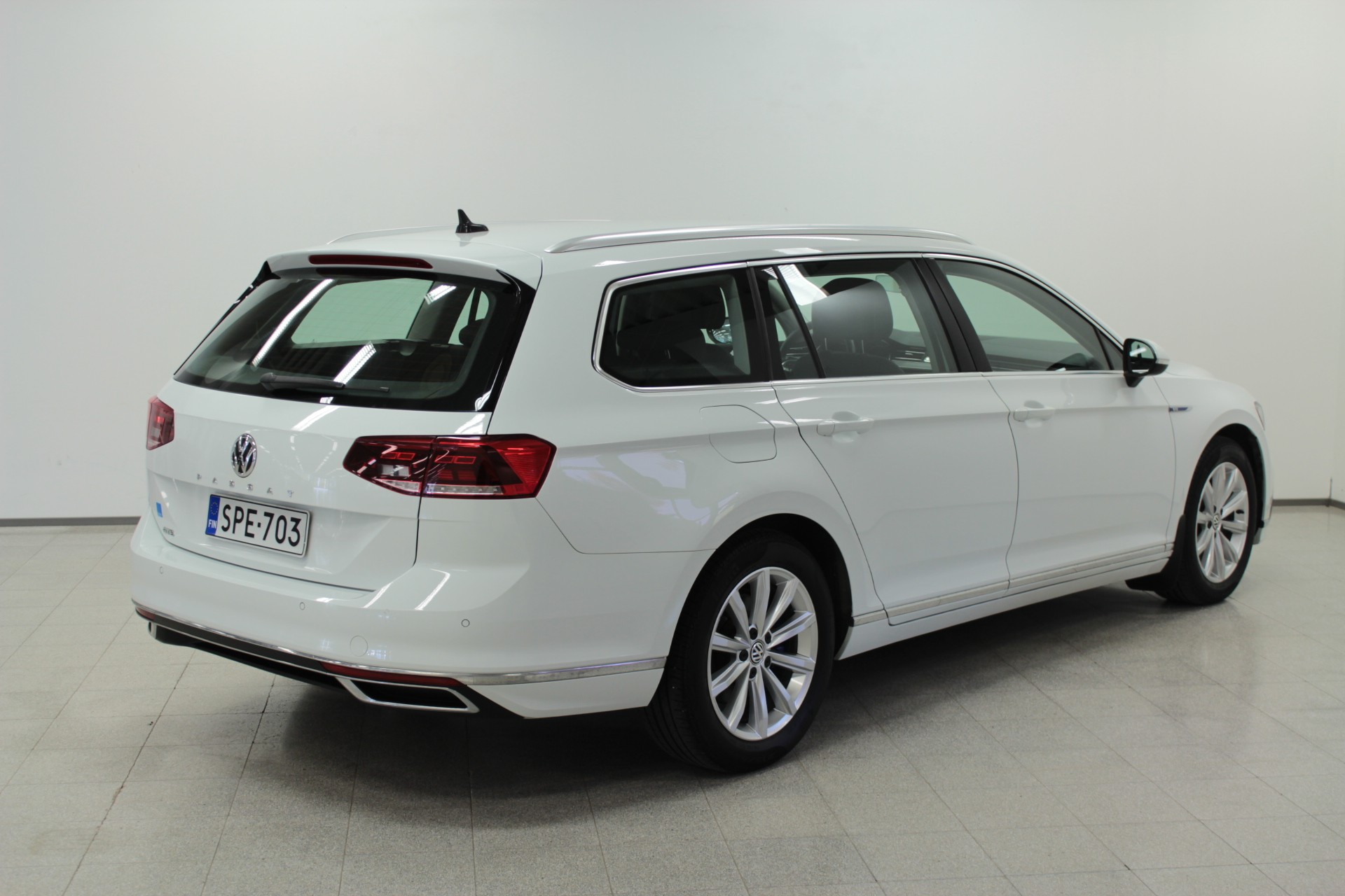 Volkswagen Passat 2020, kuva 3/26