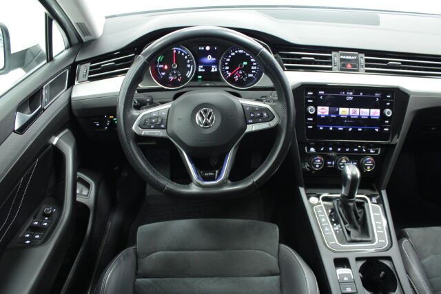 VOLKSWAGEN Passat 2020 Variant GTE Plug-In Hybrid 160 kW DSG-automaatti