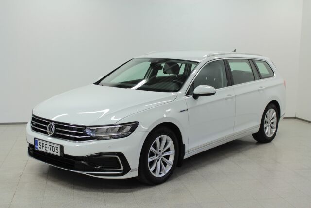 VOLKSWAGEN Passat 2020 Variant GTE Plug-In Hybrid 160 kW DSG-automaatti