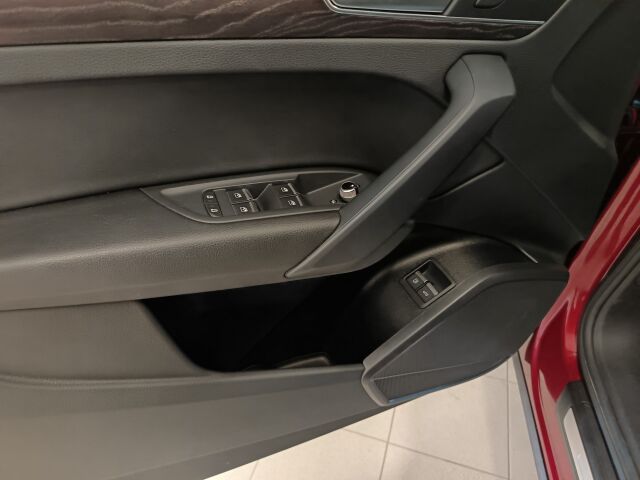 AUDI Q5 2023 Progress Plus 50 TFSI e 220 kW quattro S tronic**MAKIA KO KARAMELLI**