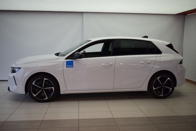 Opel Astra 2023 5-ov Innovation Plus 180 A PHEV