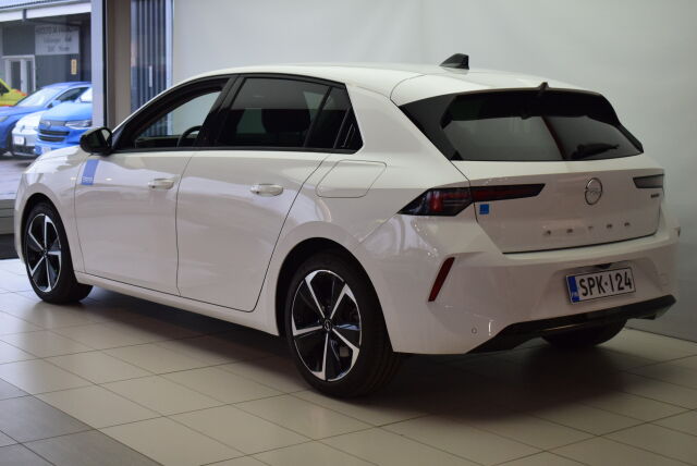 Opel Astra 2023 5-ov Innovation Plus 180 A PHEV