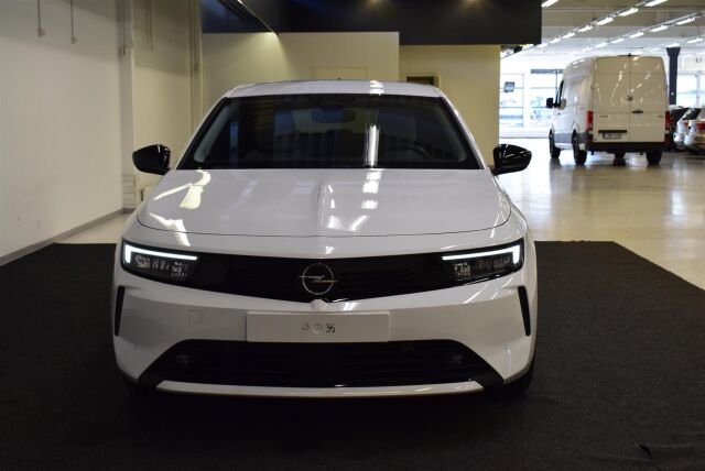 Opel Astra 2023 5-ov Innovation Plus 180 A PHEV* ESITTELYAUTO ,SIS 2X RENKAAT*
