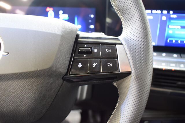 Opel Astra 2023 5-ov Innovation Plus 180 A PHEV* ESITTELYAUTO ,SIS 2X RENKAAT*