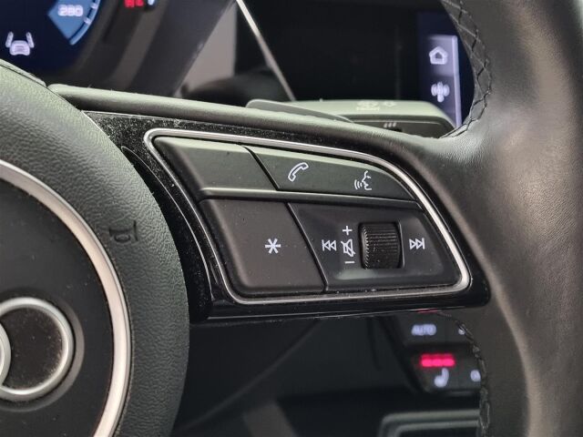 AUDI A3 2023 Sedan Progress 35 TFSI 110 kW MHEV S tronic / Webasto / Nahka sisusta / P-Kamera