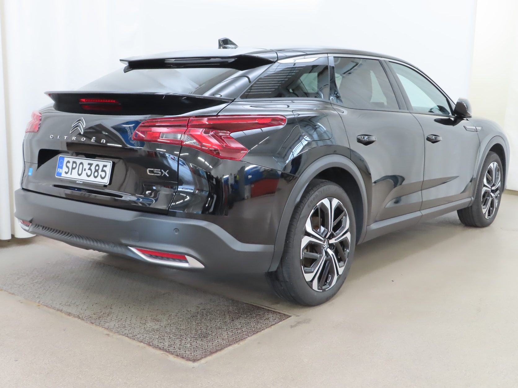 Citroen C5 X 2023, photo 4/11