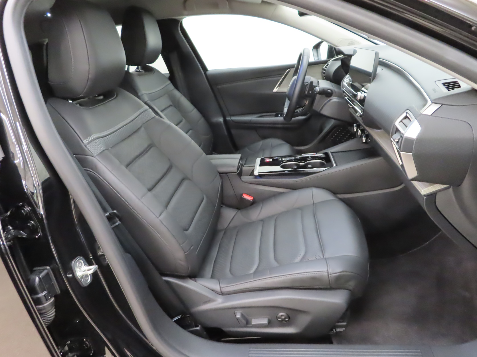 Citroen C5 X 2023, photo 7/11