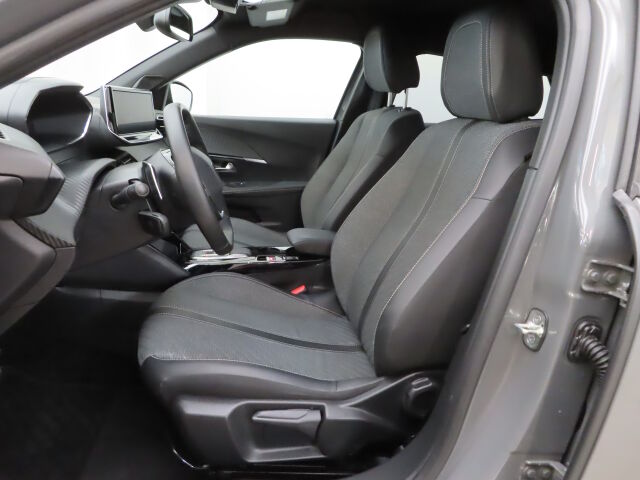 Peugeot 2008 2023 Allure Launch Edition PureTech 130 EAT8-automaatti