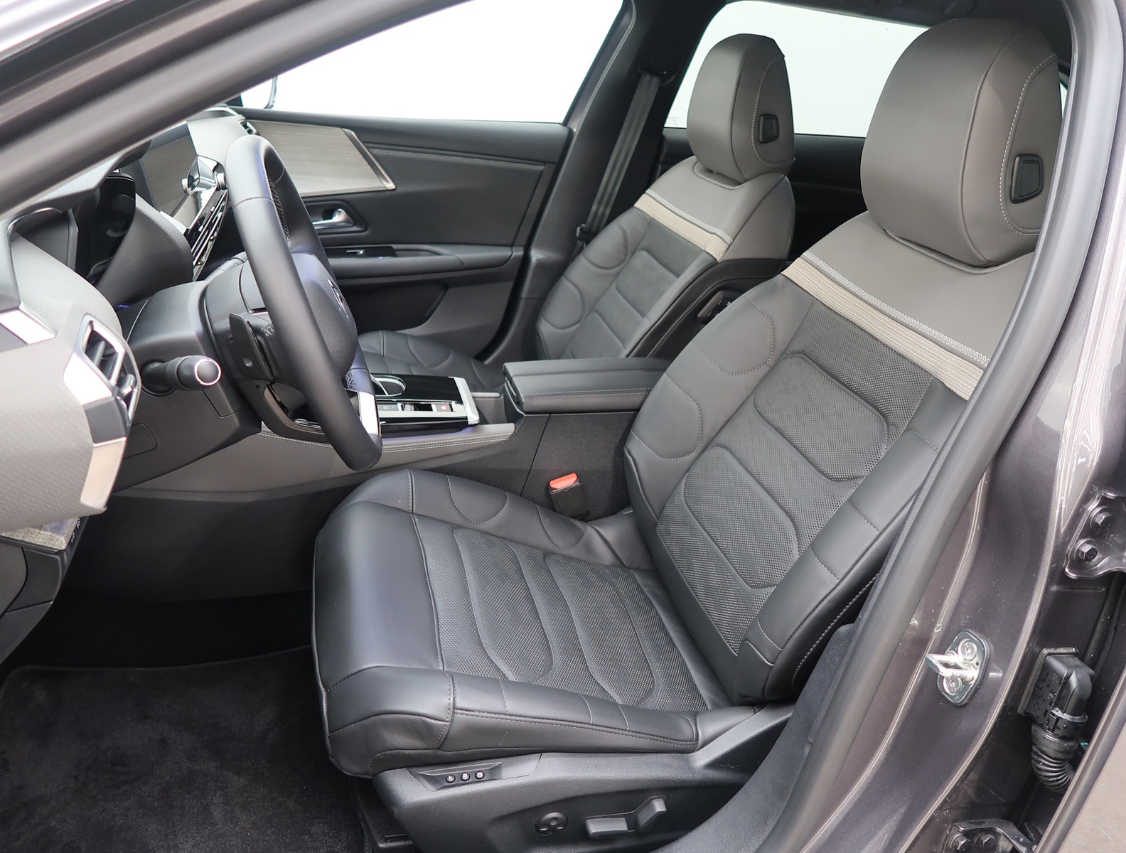 Citroen C5 X 2024, kuva 6/8