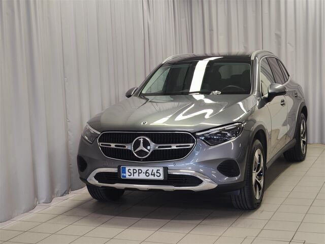 MERCEDES-BENZ GLC 2023 300 e 4MATIC A