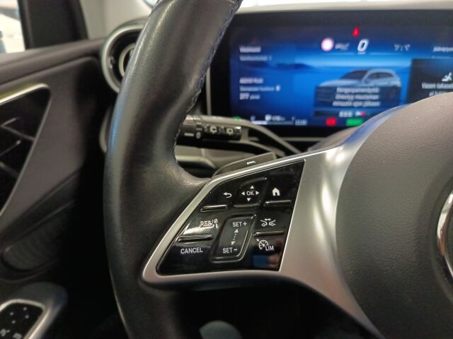MERCEDES-BENZ GLC 2023 300 e 4MATIC A