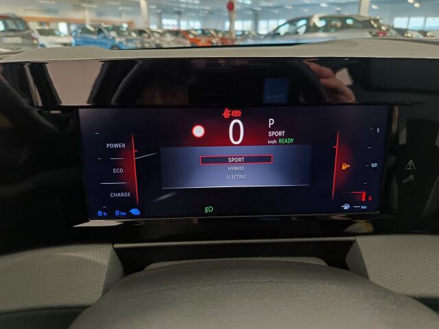 Opel Astra 2023 Edition Plug-in Hybrid 180 Sports Tourer Automaatti