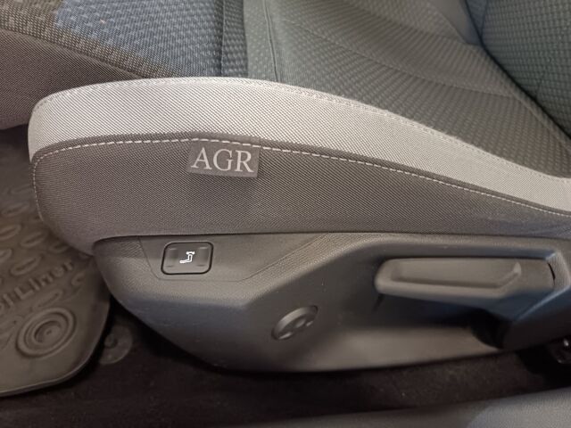 Opel Astra 2023 Edition Plug-in Hybrid 180 Sports Tourer Automaatti