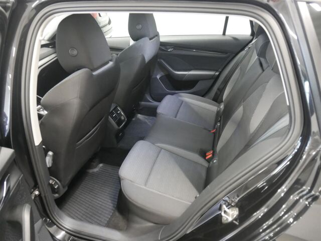 Skoda Octavia 2023 Combi 1.4 TSI PHEV Ambition iV DSG Autom.
