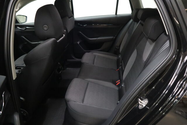 Skoda Octavia 2024 Combi 1.4 TSI PHEV Ambition iV DSG Autom.