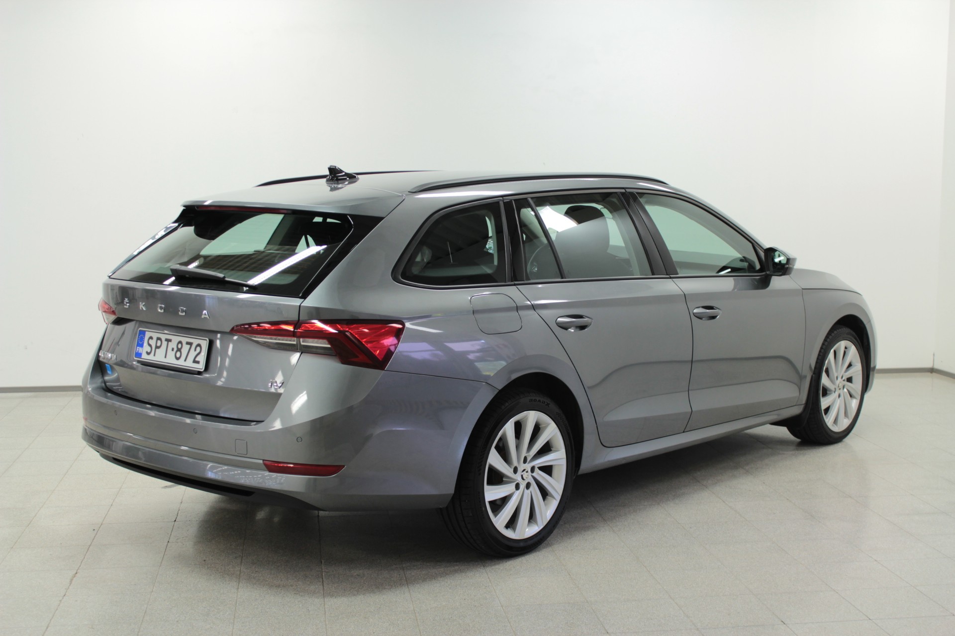 Skoda Octavia 2024, kuva 4/24