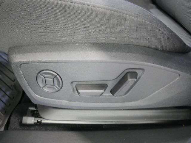 AUDI Q4 e-tron 2024 SUV 45 e-tron Land of quattro Plus / SoH 98% / Takuu!