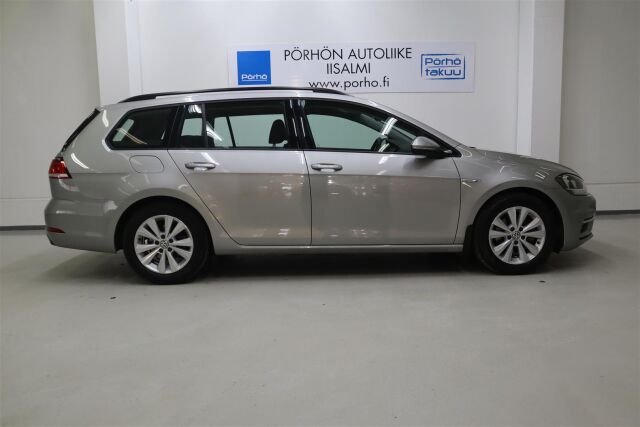 VOLKSWAGEN Golf 2020 Variant Comfortline Limited 1,5 TSI EVO 96 kW (130 hv) BLUEMOTION
