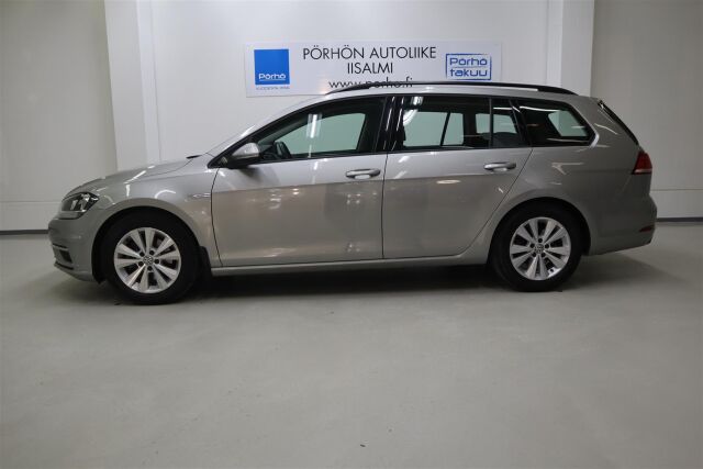 VOLKSWAGEN Golf 2020 Variant Comfortline Limited 1,5 TSI EVO 96 kW (130 hv) BLUEMOTION