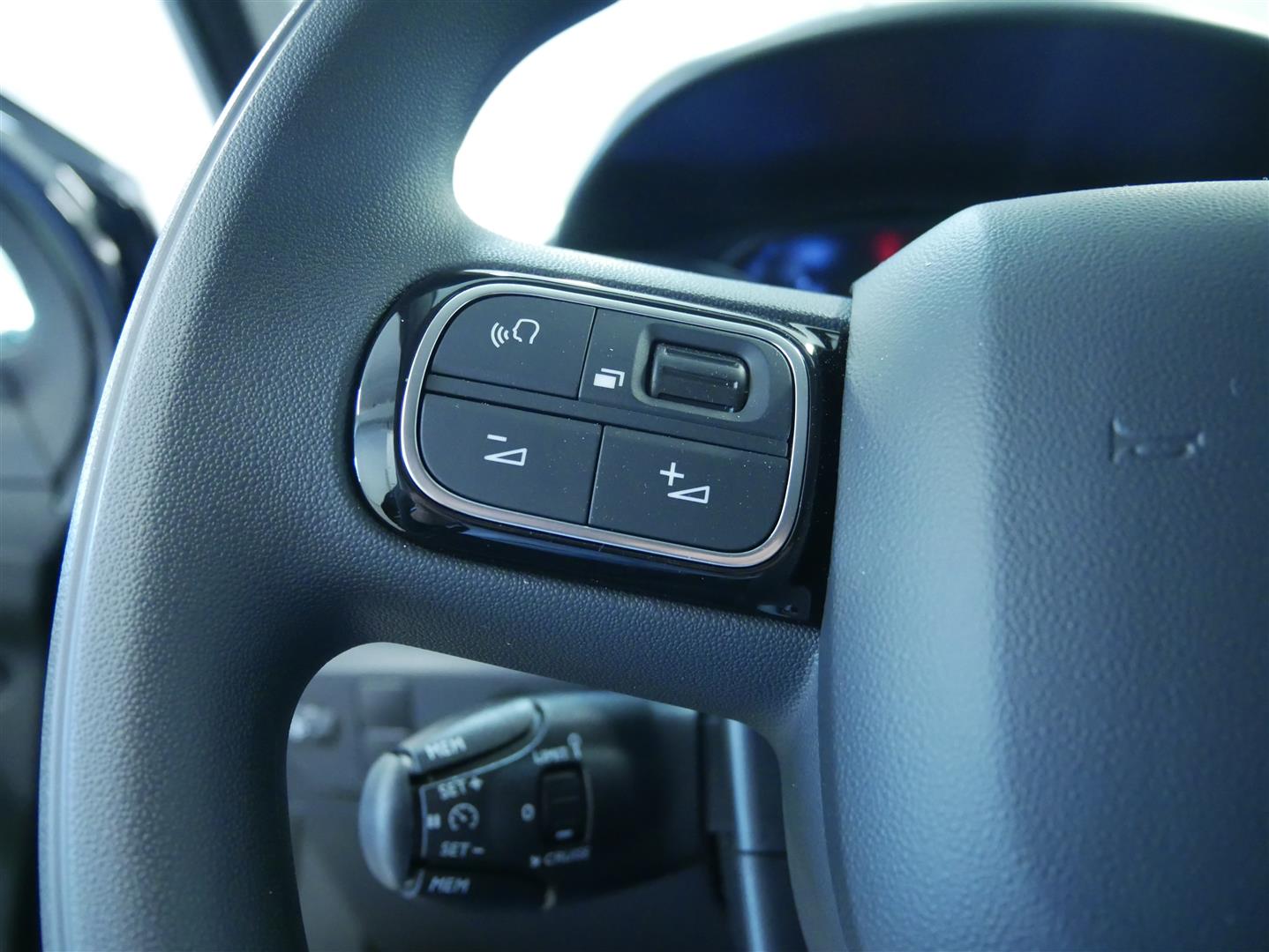 Citroen C3 PureTech 110 Shine Automaatti 2024, kuva 6/14