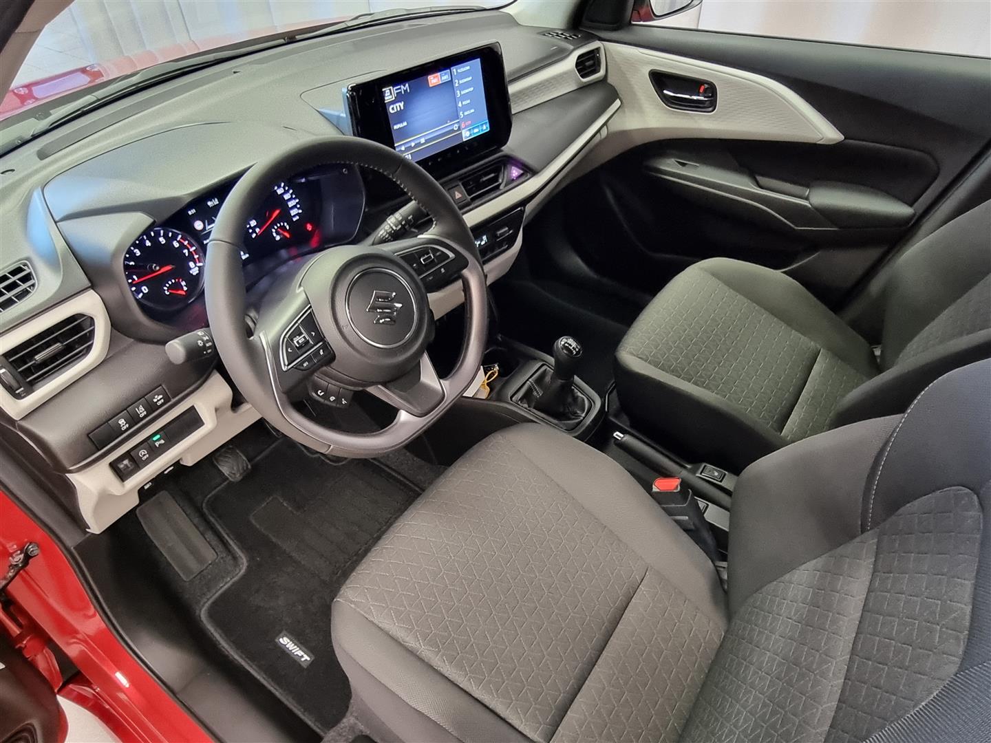 Suzuki Swift 1,2 12V HYBRID 4WD GL+ 5MT 2026, kuva 7/21