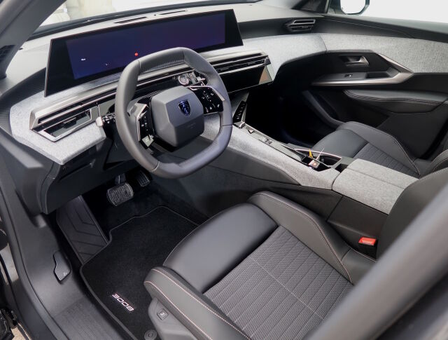 Peugeot 3008 2024 Allure Launch Edition Hybrid 136 e-DCS-Automaatti *Nopeaan toimitukseen