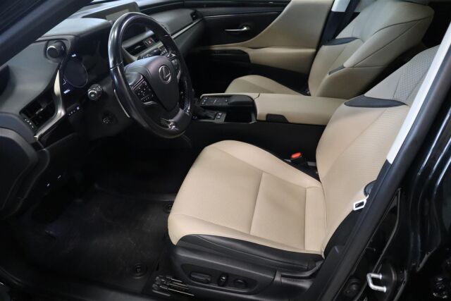 LEXUS ES 2020 300h Executive