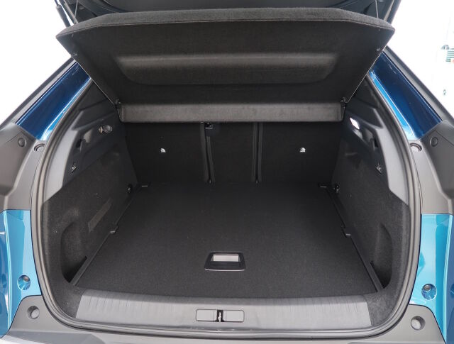 Peugeot E-3008 2025 Allure Business 73 kWh 210 Automaatti *Nopeaan toimitukseen