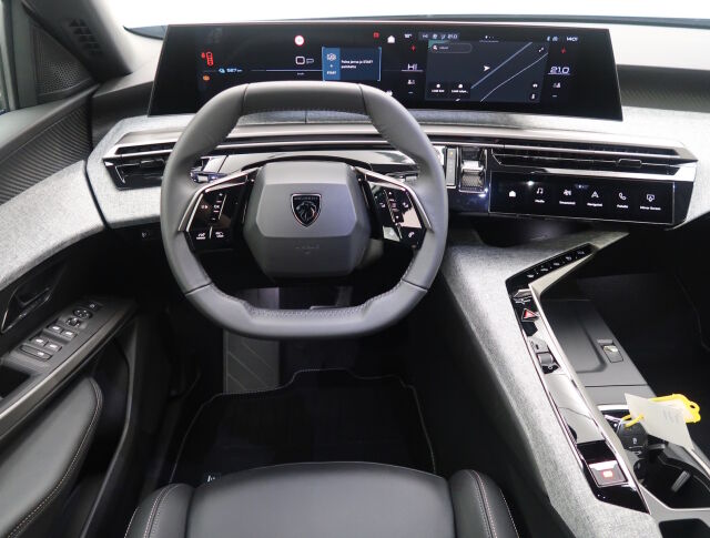 Peugeot E-3008 2025 Allure Business 73 kWh 210 Automaatti *Nopeaan toimitukseen