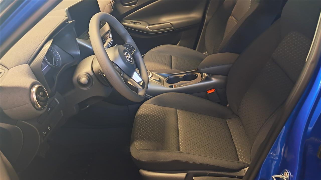 Nissan Juke 2025, photo 6/13