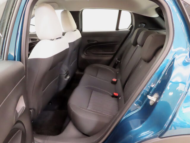 Fiat 600 2026 Hybrid 145 Automaatti Icon *Kahdet renkaat