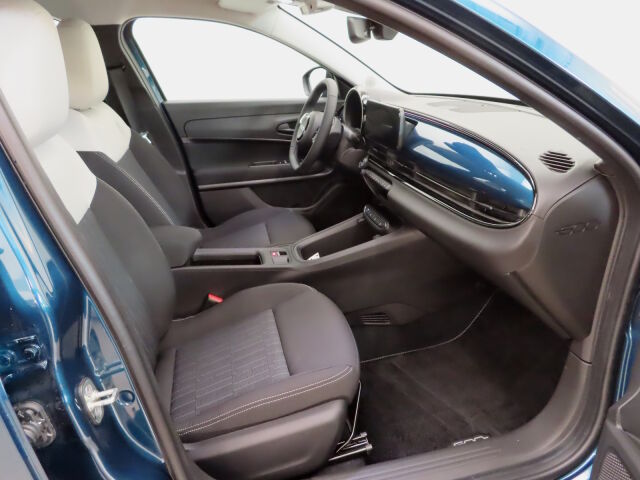 Fiat 600 2026 Hybrid 145 Automaatti Icon *Kahdet renkaat