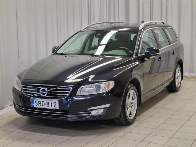 VOLVO V70 2015 D3 Classic Summum aut / ACC / Koukku / Keyless / Navi / Webasto /