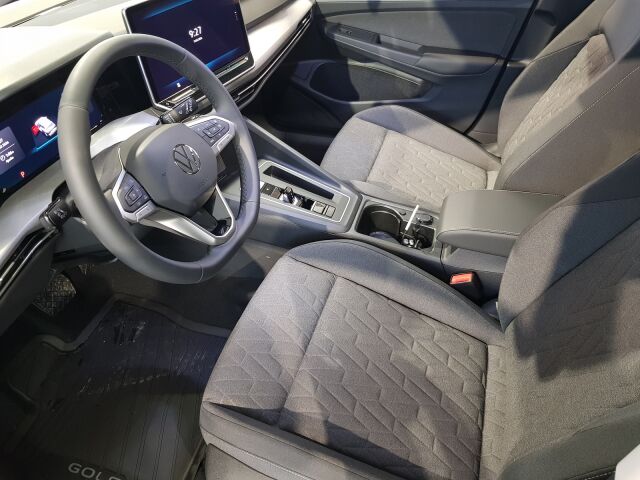 Volkswagen Golf 2026 Variant Comfort Edition 1,5 eTSI 85 kW (MHEV) DSG-automaatti