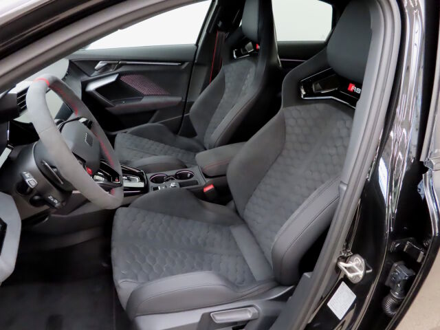 Audi RS 3 2026 Sedan: Uskomaton auto!