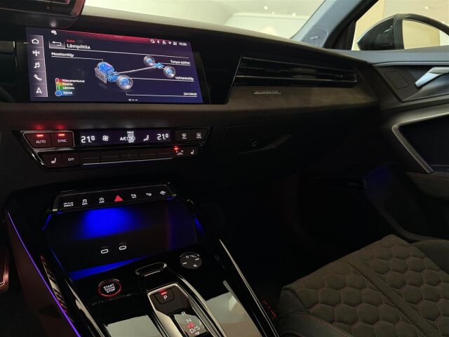 Audi RS 3 2026 Sedan: Uskomaton auto! Takuu viisi vuotta/100 000km.